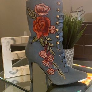 Denim flowered bootie